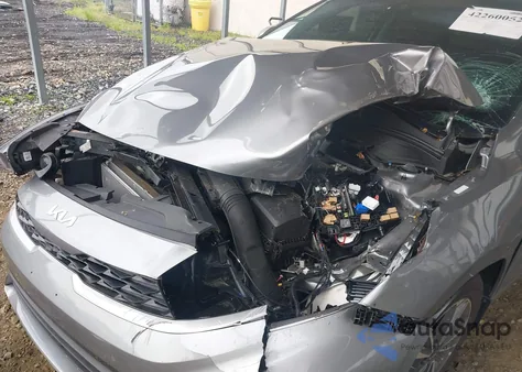 2024 Kia Forte Lxs из США, поврежденный, VIN 3KPF24AD3RE773806